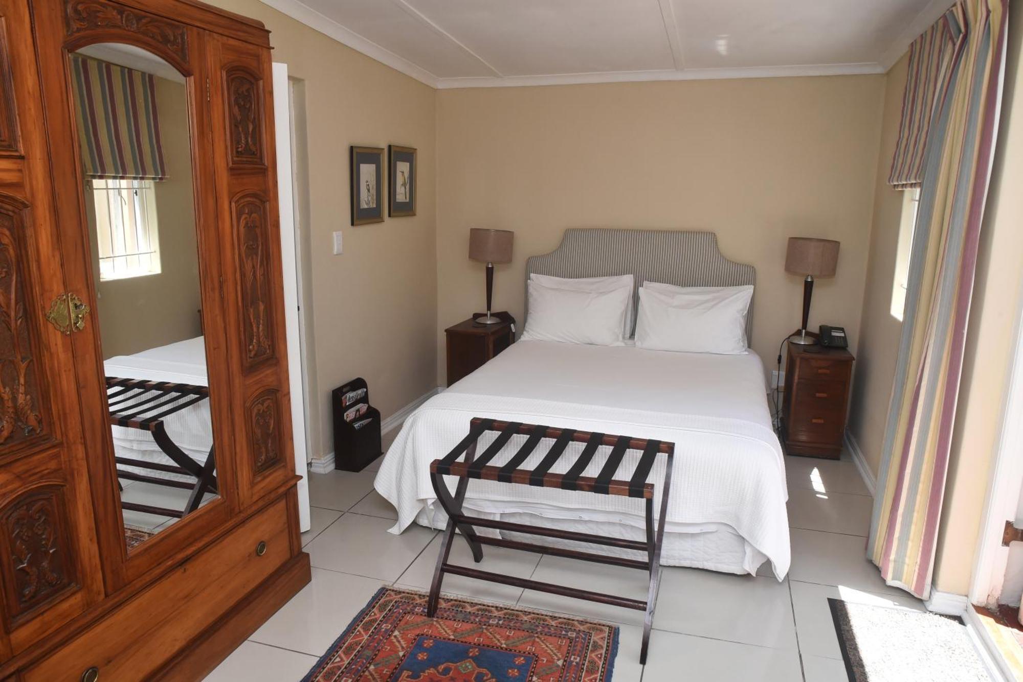 Medindi Manor Hotel Cape Town Exterior photo
