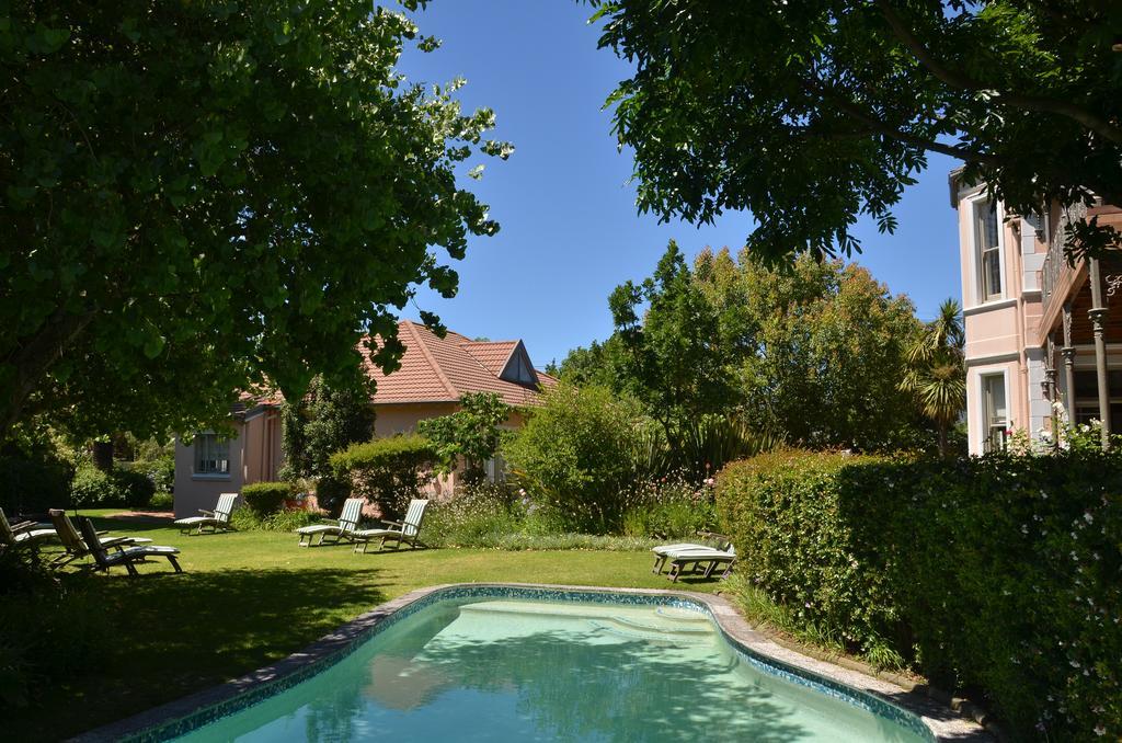 Medindi Manor Hotel Cape Town Exterior photo