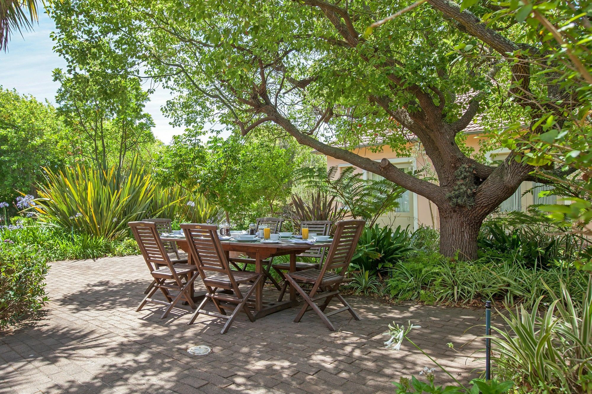 Medindi Manor Hotel Cape Town Exterior photo